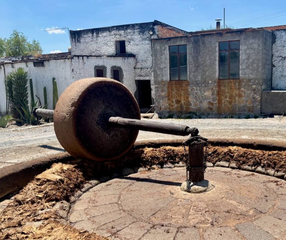 The tahona at the Villasuso fabrica.